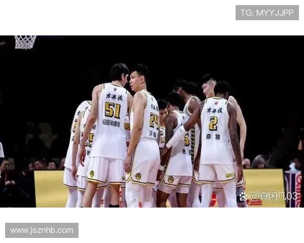 2017年CBA季后赛山东队与广厦队激战回顾与精彩瞬间分析